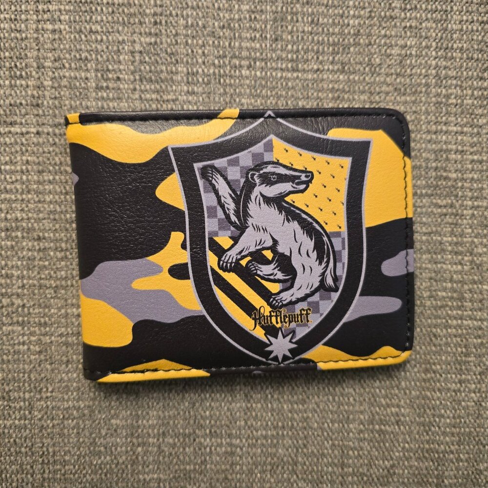 Hufflepuff bi-fold Wallet